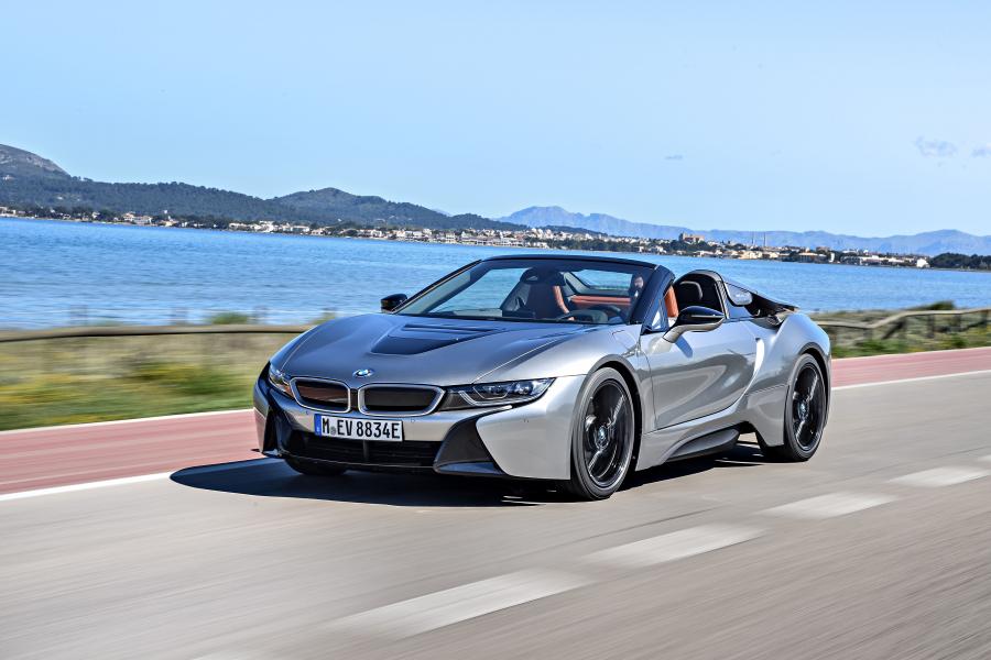  BMW i8 Roadster (I15) 2018 года  (WW) (фото 102 из 198)